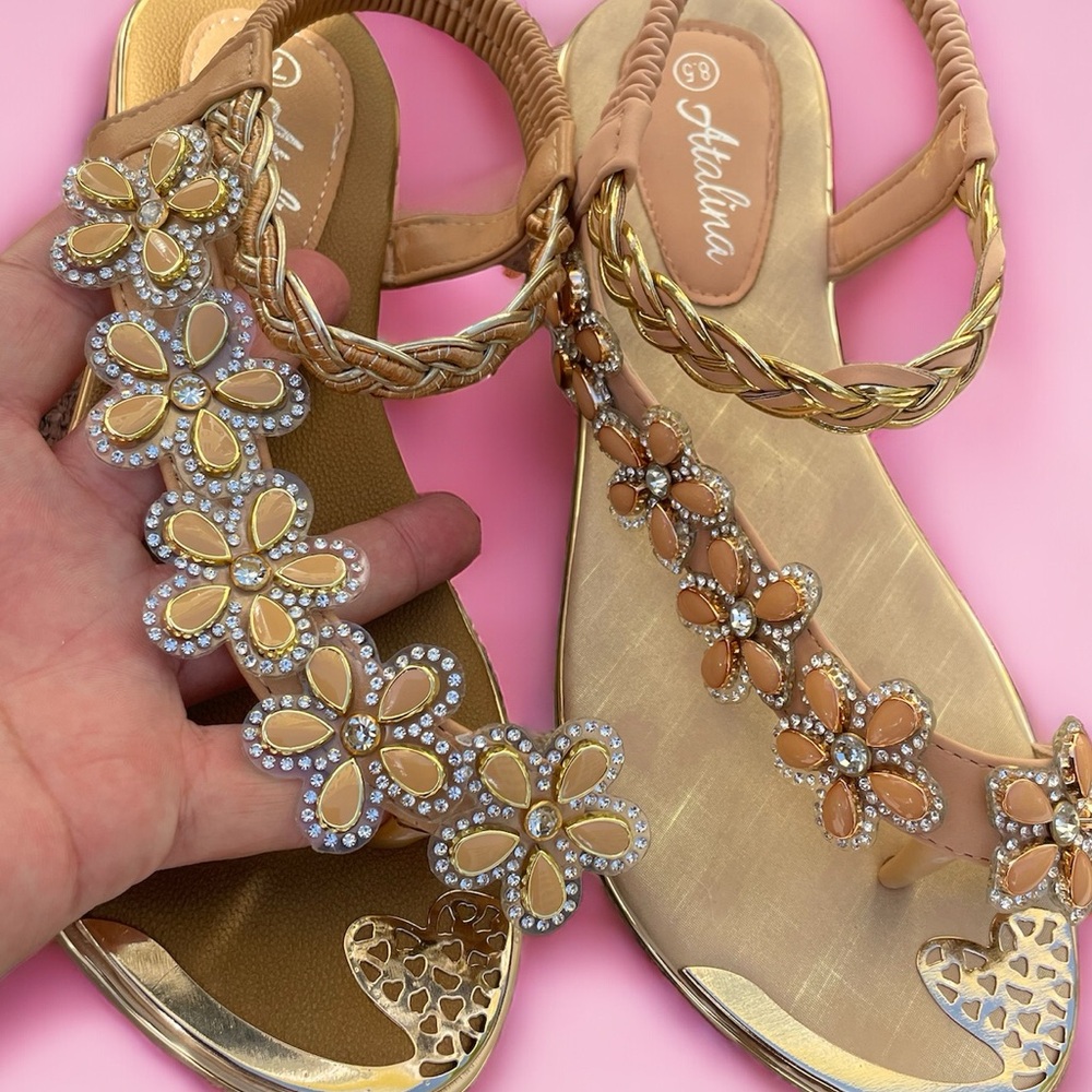 1 Left! Italina Sleek Black Vinyl Floral Rhinestone Embellished Toe Ring Sandal - Picture 11 of 13